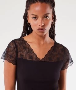 Chemise De Nuit Détails Dentelle -Chic Lingerie Soldes 651455305 c