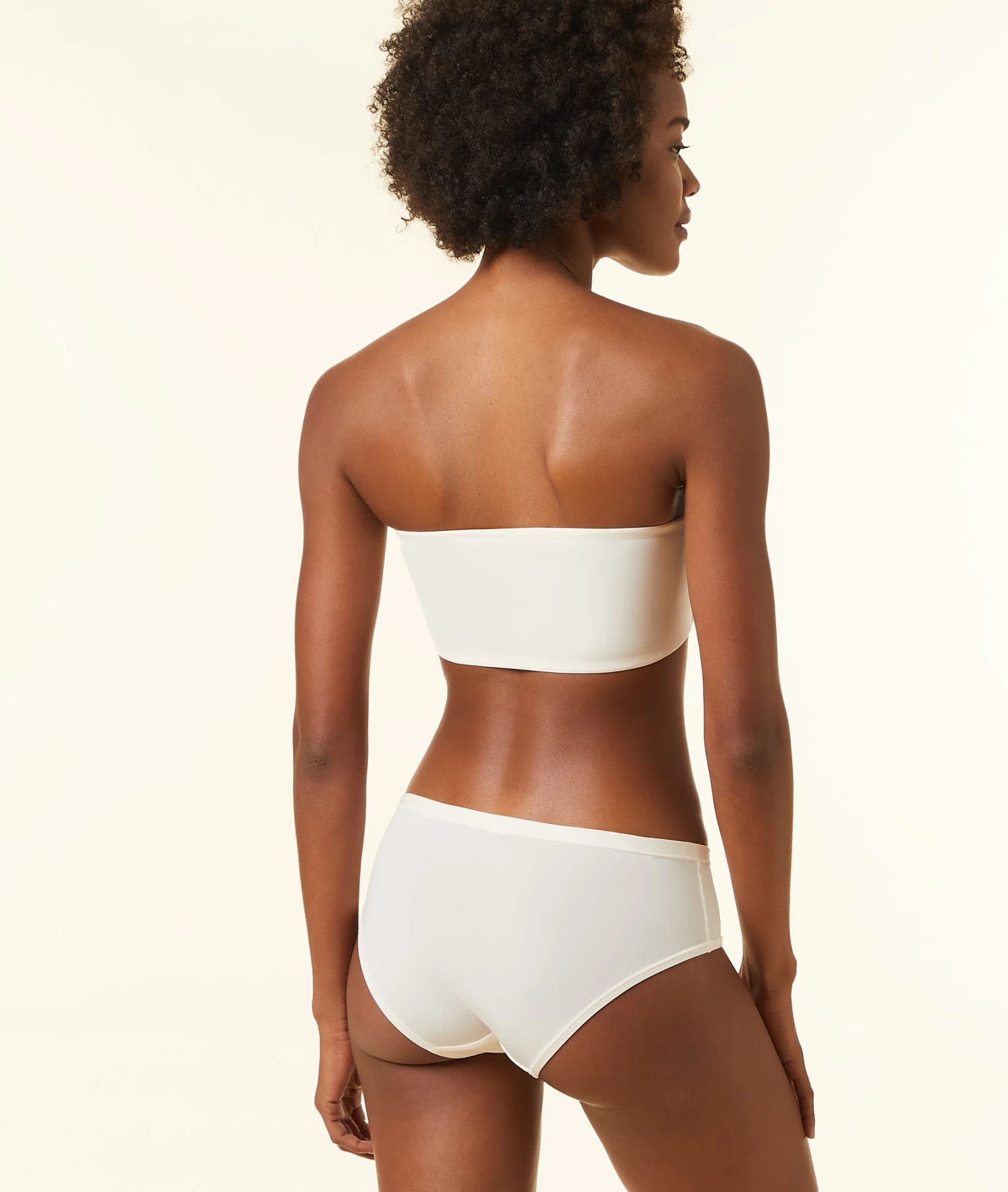 Shorty En Microfibre Extensible 4 Shorty En Microfibre Extensible – Image 2