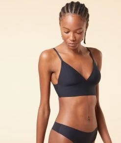 Triangle Sans Armatures Dos Nu