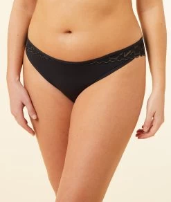 Culotte En Dentelle Irisée