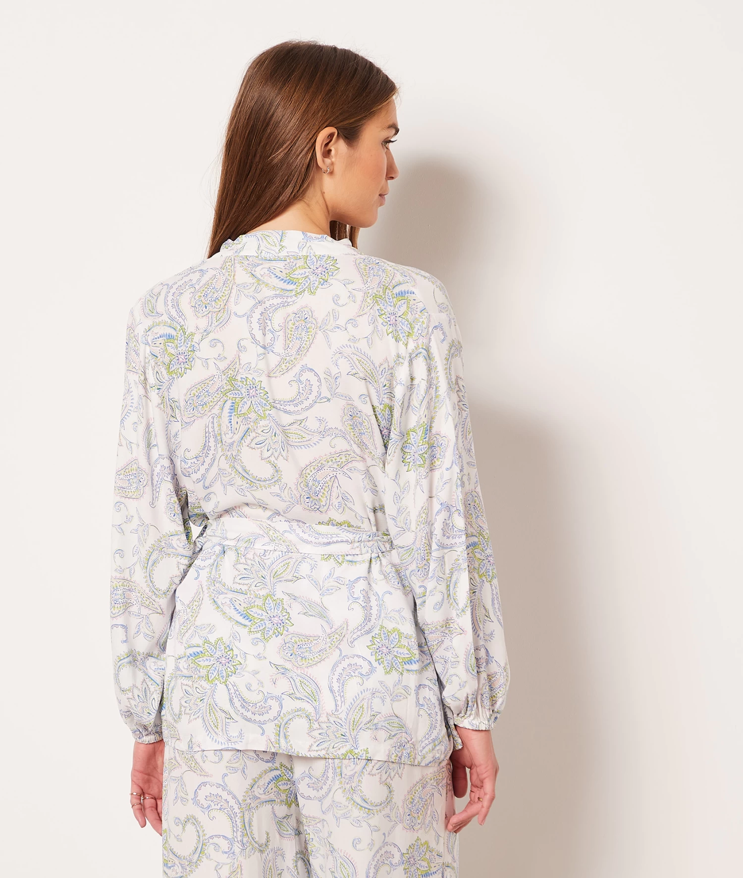 Déshabillé Court à Nouer 4 Déshabillé Court à Nouer – Image 2