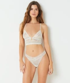 Triangle Sans Armatures Dos Croisé